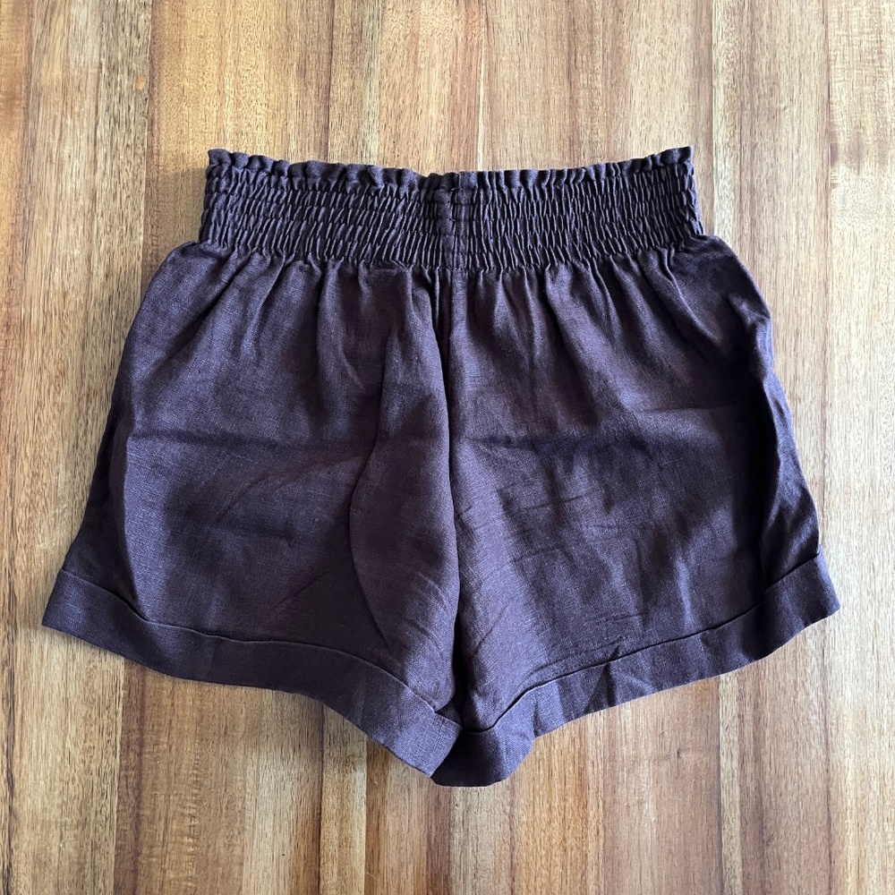 Reformation 100% Linen Shorts in Brown XS - Picture 2 of 4